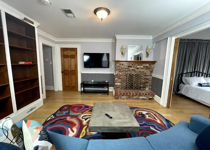 Capitol Hill 2 Bedroom Apartment Near Us Capitol